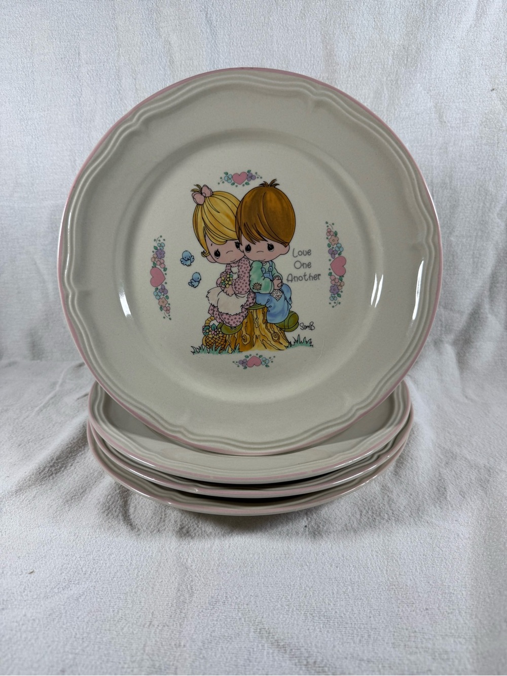 Vintage 1994 Precious Moments Love One Another Set of 4 10.5” Dinner Plates